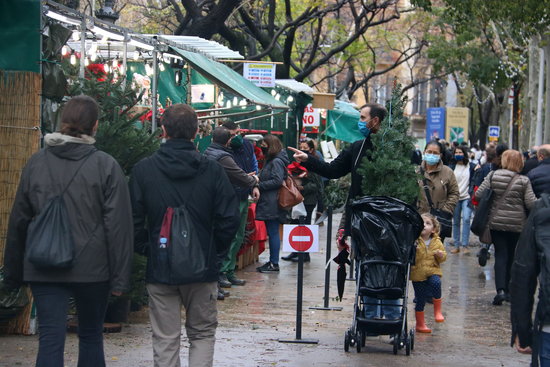 A 2020 Christmas market near Barcelona's Sagrada Família (by Pau Cortina)